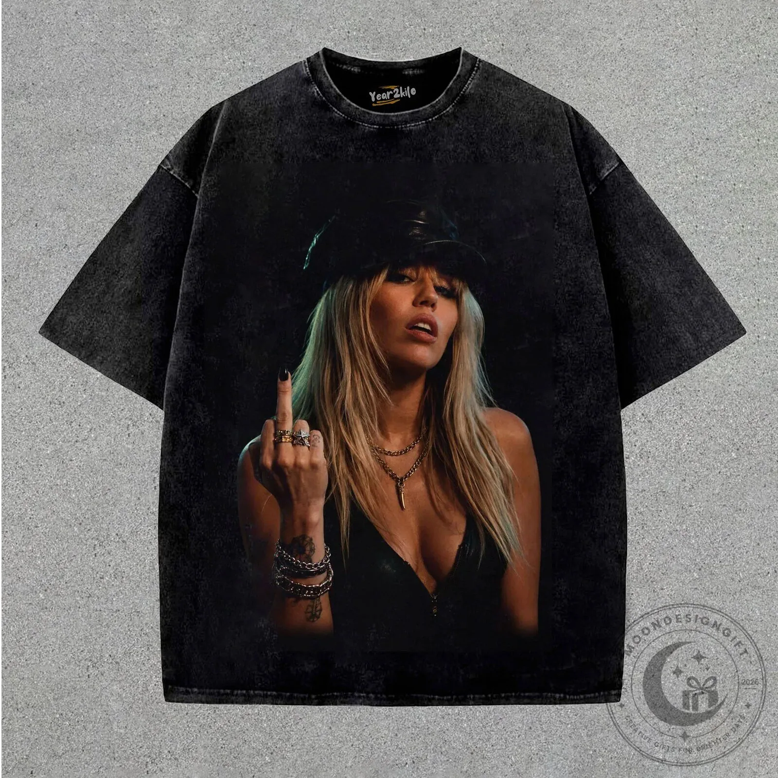 Miley Cyrus Middle Finger Concert Graphic Washed Black Oversized T-Shirt